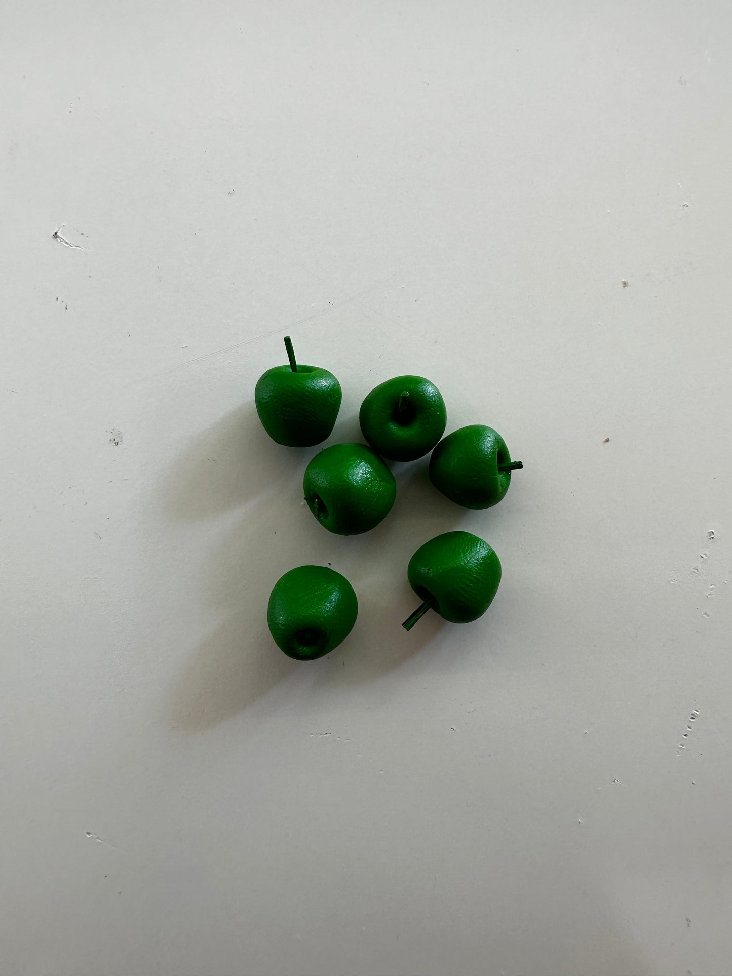 6 grüne Äpfel, Miniatur für das Puppenhaus 1:12